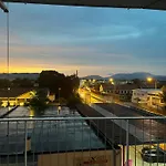 Luxusapartment Mit 40 Qm Terrasse, E-parkplatz Und Parkplatz * グラーツ