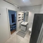 アパート Luxusapartment Mit 40 Qm Terrasse, E-parkplatz Und Parkplatz *
