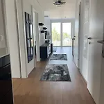 Luxusapartment Mit 40 Qm Terrasse, E-parkplatz Und Parkplatz アパート グラーツ