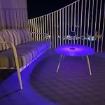 アパート Luxusapartment Mit 40 Qm Terrasse, E-parkplatz Und Parkplatz