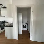 Luxusapartment Mit 40 Qm Terrasse, E-parkplatz Und Parkplatz アパート *