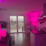 アパート Luxusapartment Mit 40 Qm Terrasse, E-parkplatz Und Parkplatz