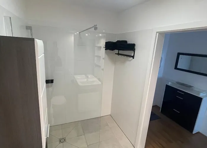 Luxusapartment Mit 40 Qm Terrasse, E-parkplatz Und Parkplatz Graz