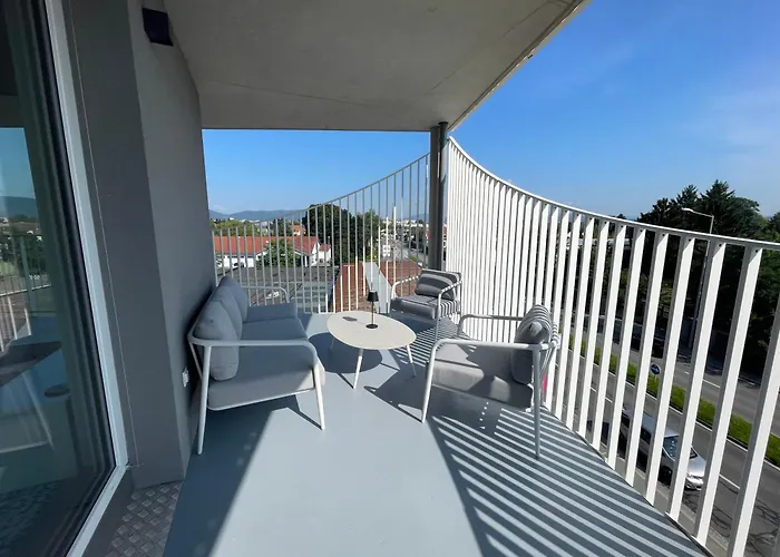 Apartamento Luxusapartment Mit 40 Qm Terrasse, E-parkplatz Und Parkplatz *