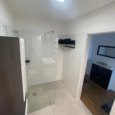 Luxusapartment Mit 40 Qm Terrasse, E-parkplatz Und Parkplatz Graz