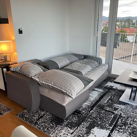 Apartment Luxusapartment Mit 40 Qm Terrasse, E-parkplatz Und Parkplatz *