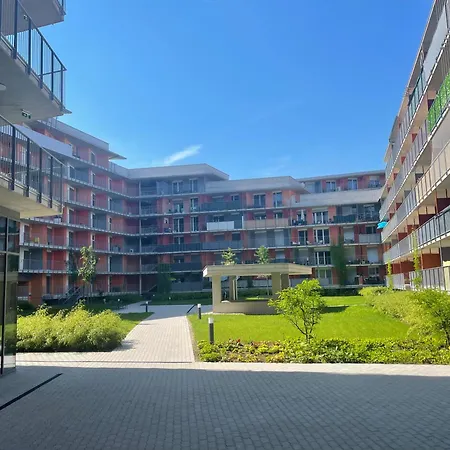 Luxusapartment Mit 40 Qm Terrasse, E-parkplatz Und Parkplatz *